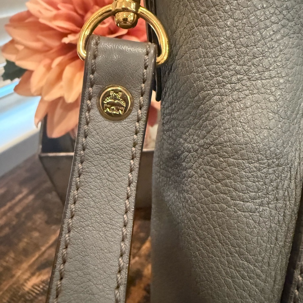 MCM Gray Leather 2-Way - Picture 3 of 14